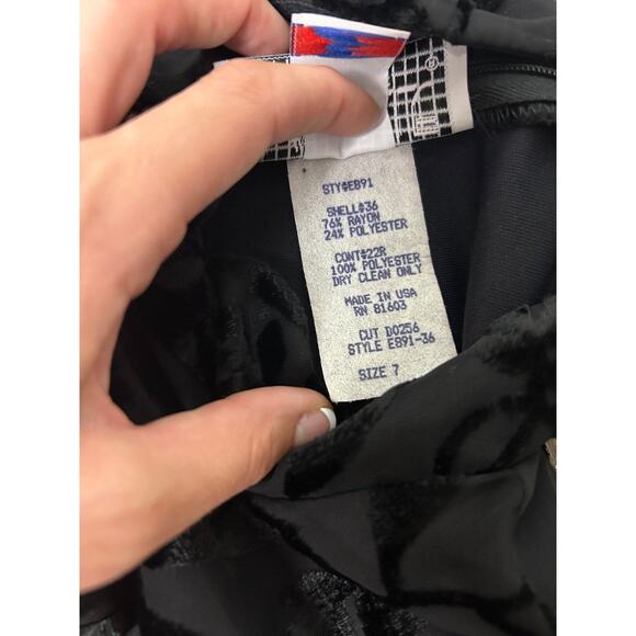 La Belle Silk Burnout Velvet Mini Dress - Size 7 - Keyhole Neckline - Picture 7 of 8